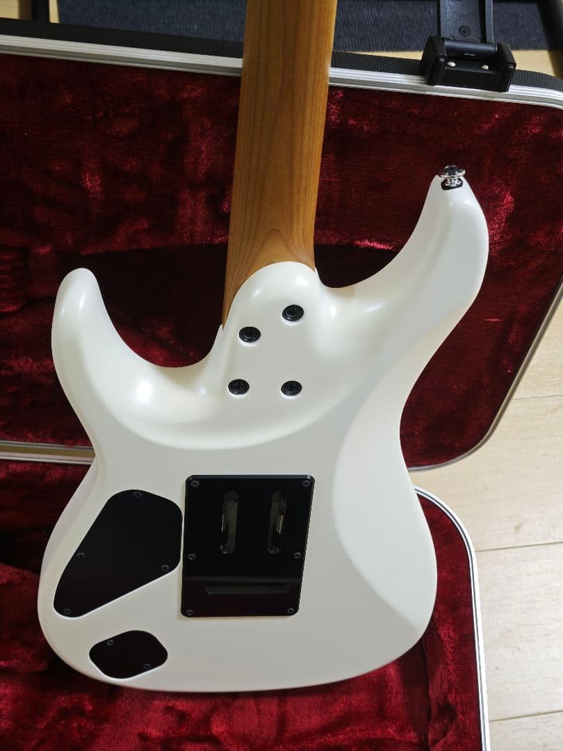 【美品】Ibanez az2402 エレキギター ホワイト （鬼武者）