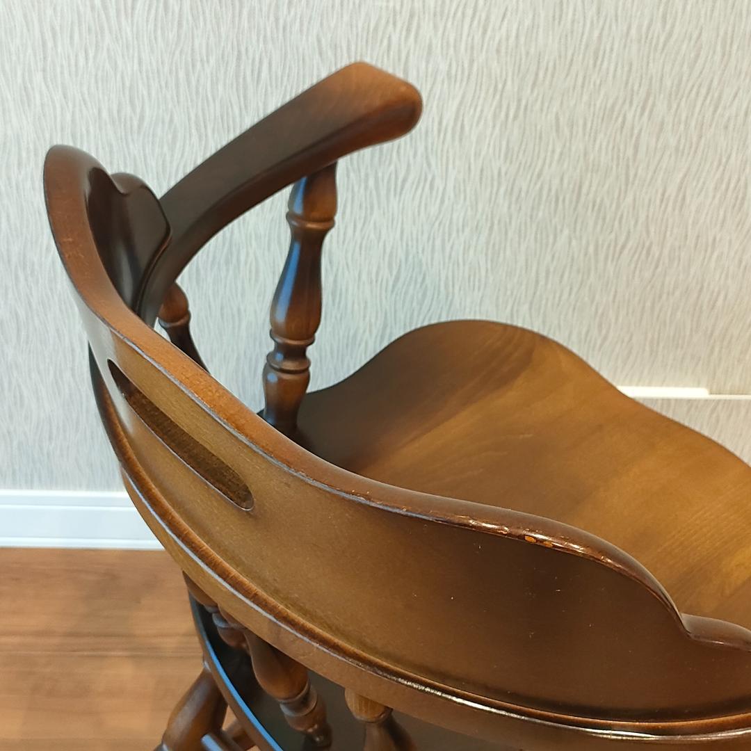 飛騨産業　アームチェア　ダイニングチェア　持ち手　ろくろ脚①