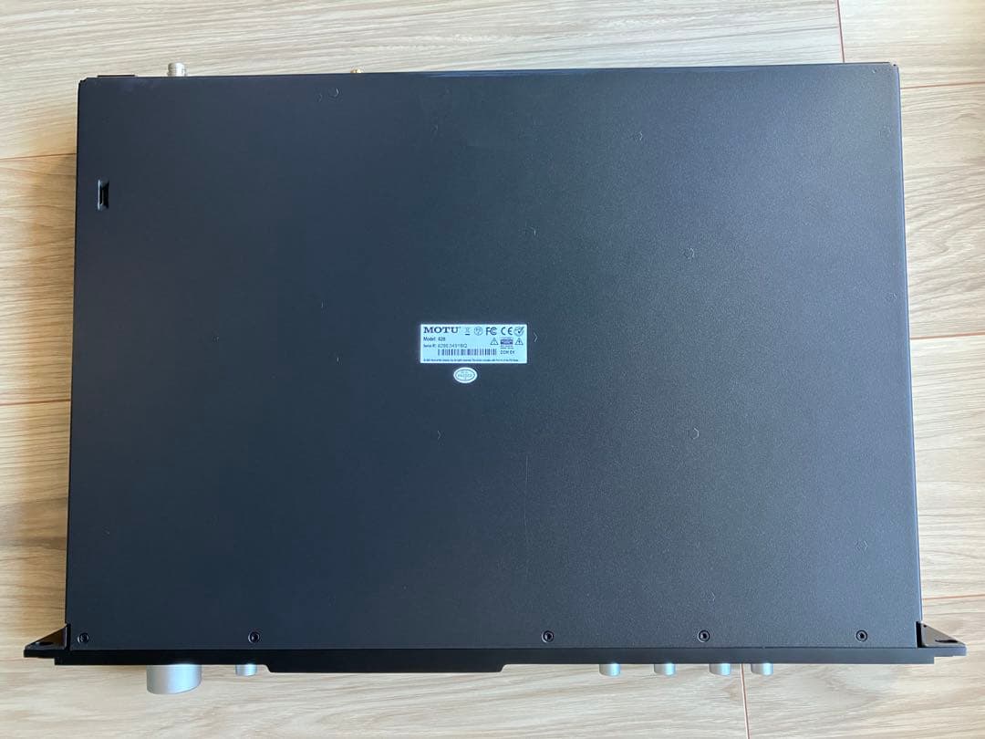 【国内正規品・美品】新型MOTU828オーディオインターフェイス