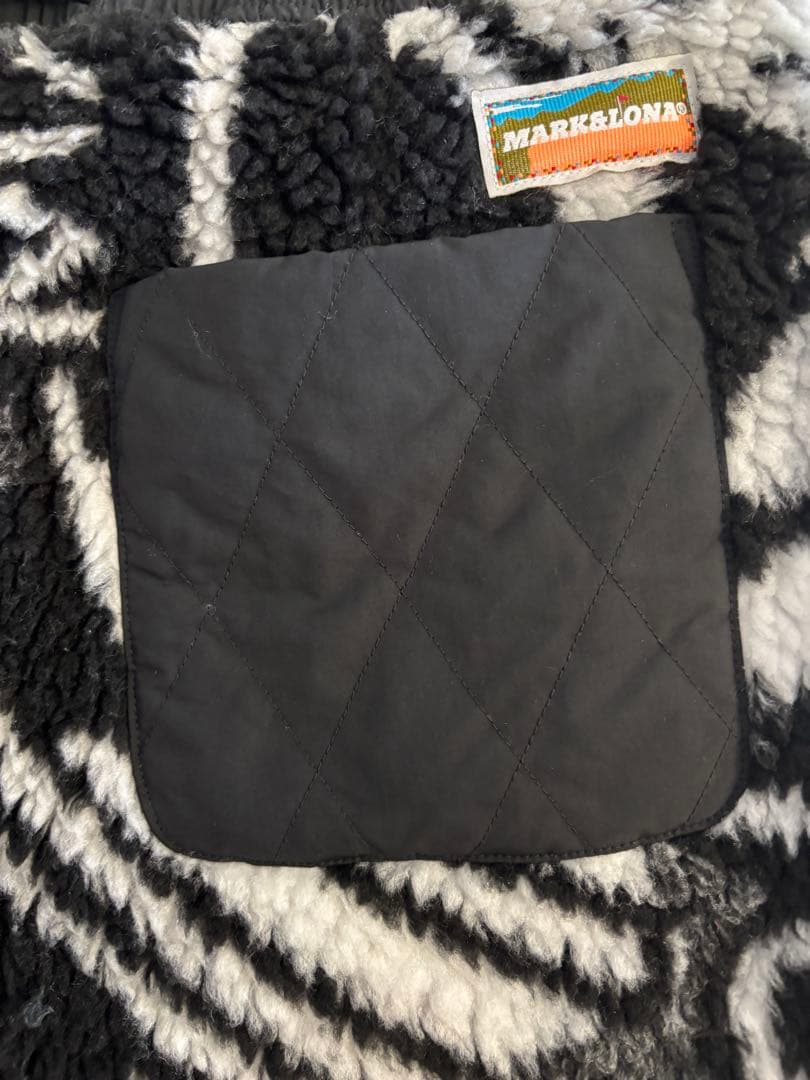 売約済。【新品】MARK & LONA ボアスカート モノトーン