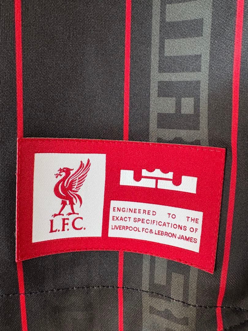 LeBron James ✖️Liverpool FC Nike シャツ