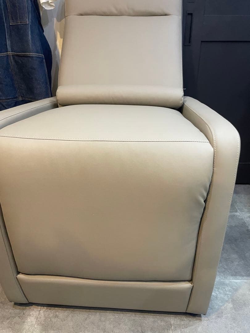 GANA】電動リクライニングチェア シエロplus | 株式会社ビューティ