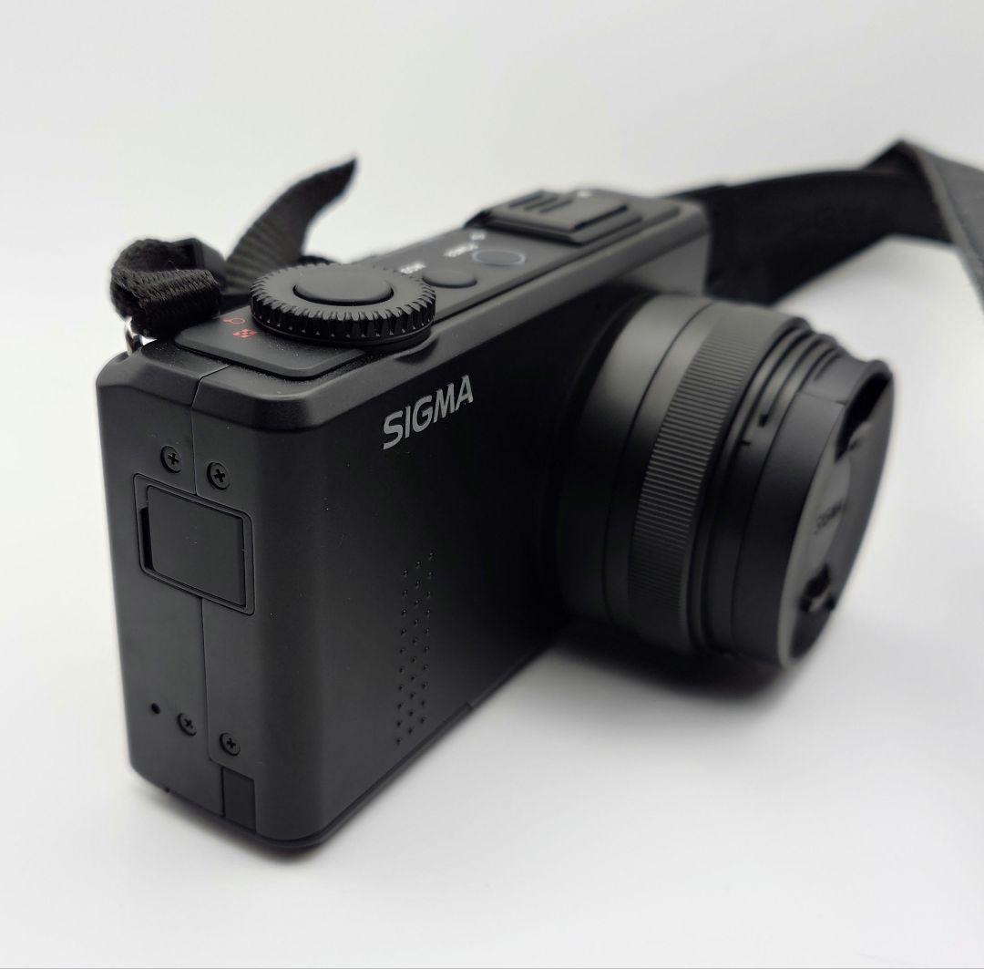 SIGMA DP1 Merrill デジタルカメラ