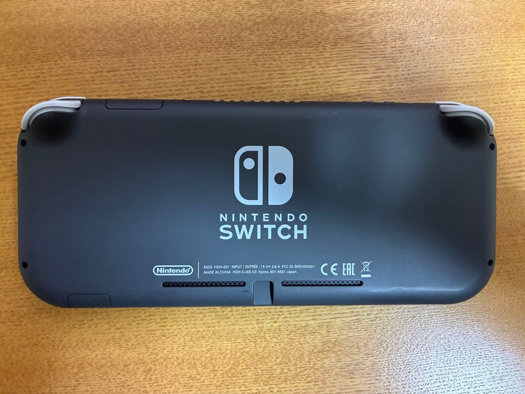 【美品】Nintendo Switch Liteグレー 、純正ケース、SDカード