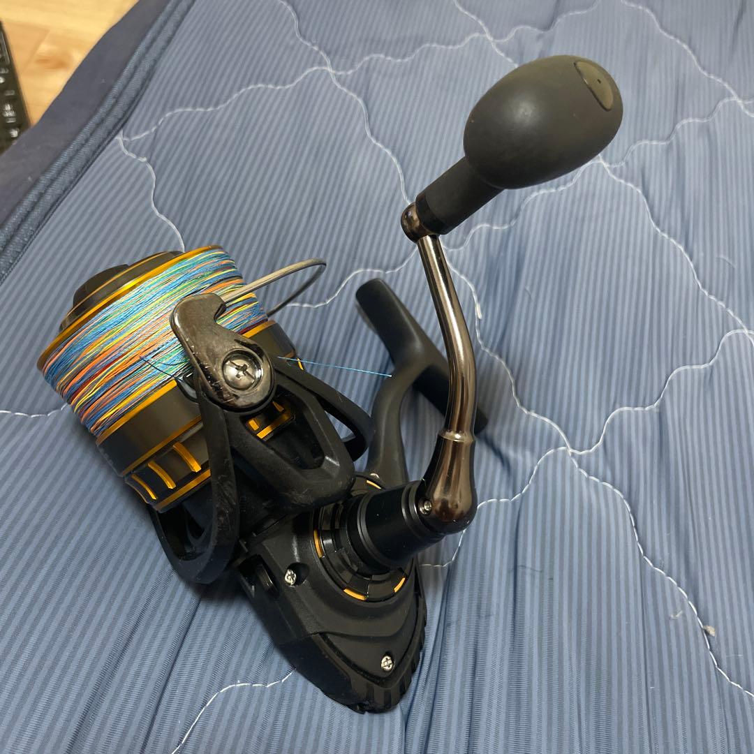 ダイワ！9G 4000H フィッシングリール