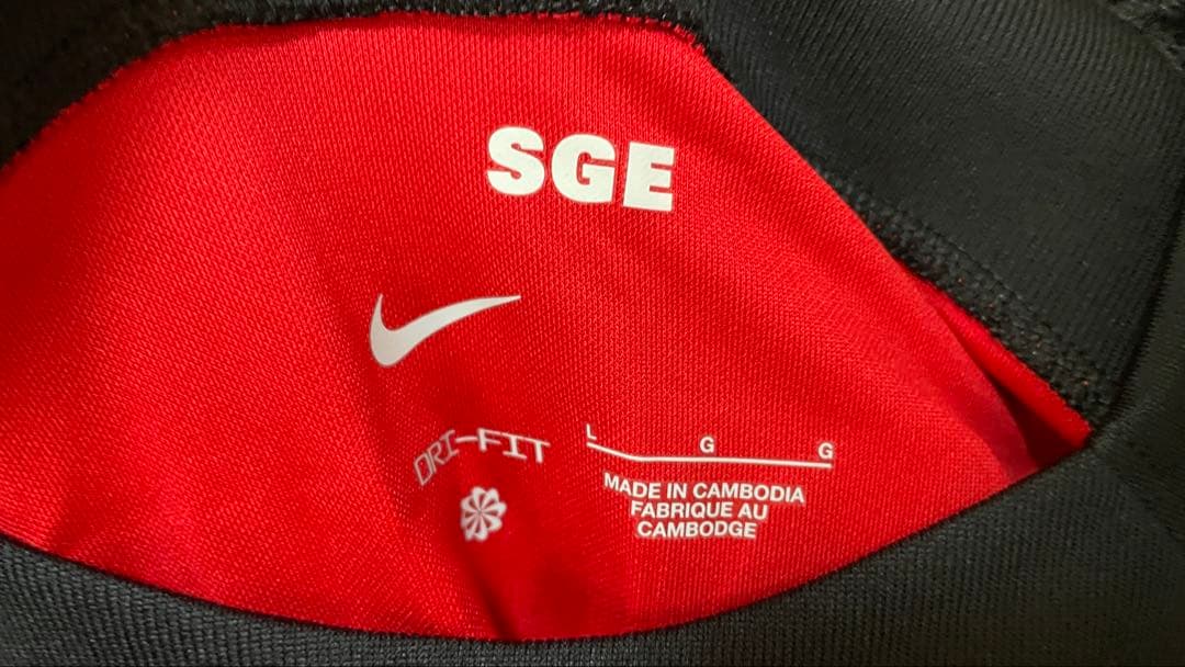 【正規品】フランクフルト 23-24 長谷部誠 ユニフォーム L 新品タグ付き