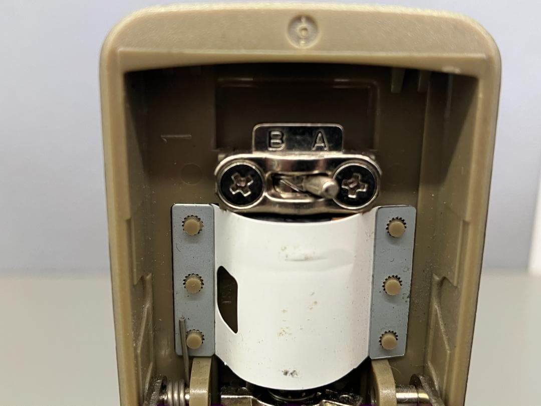 スーツケース トラベルキャリー NEOKEEPR アルミフレームタイプ カーキ