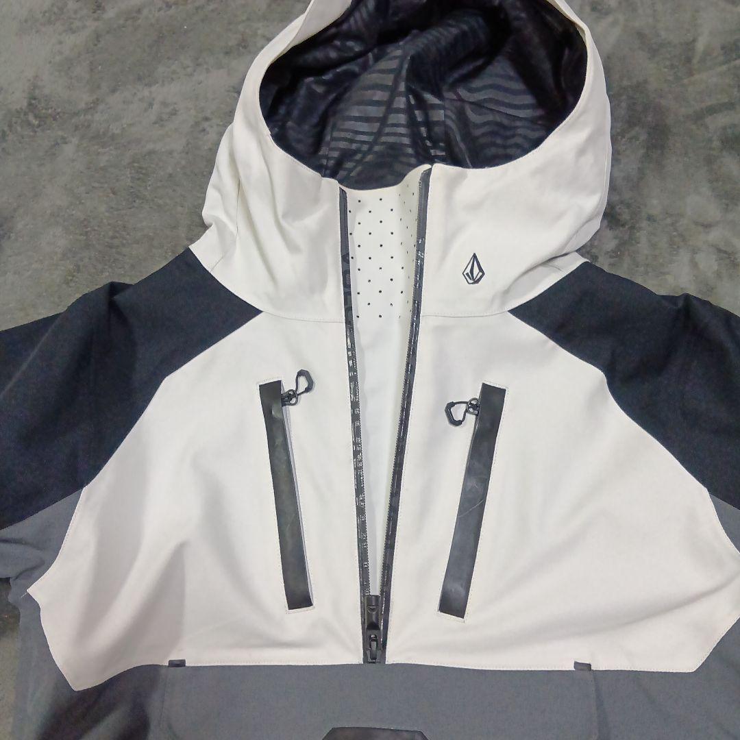 美品　VOLCOM　BRIGHTON PULLOVER 最高峰　アノラック