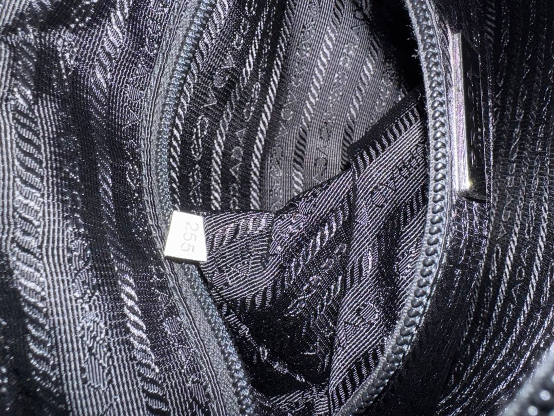 PRADAショルダーバッグ Re-Nylon 1BC167_RV44_F0002