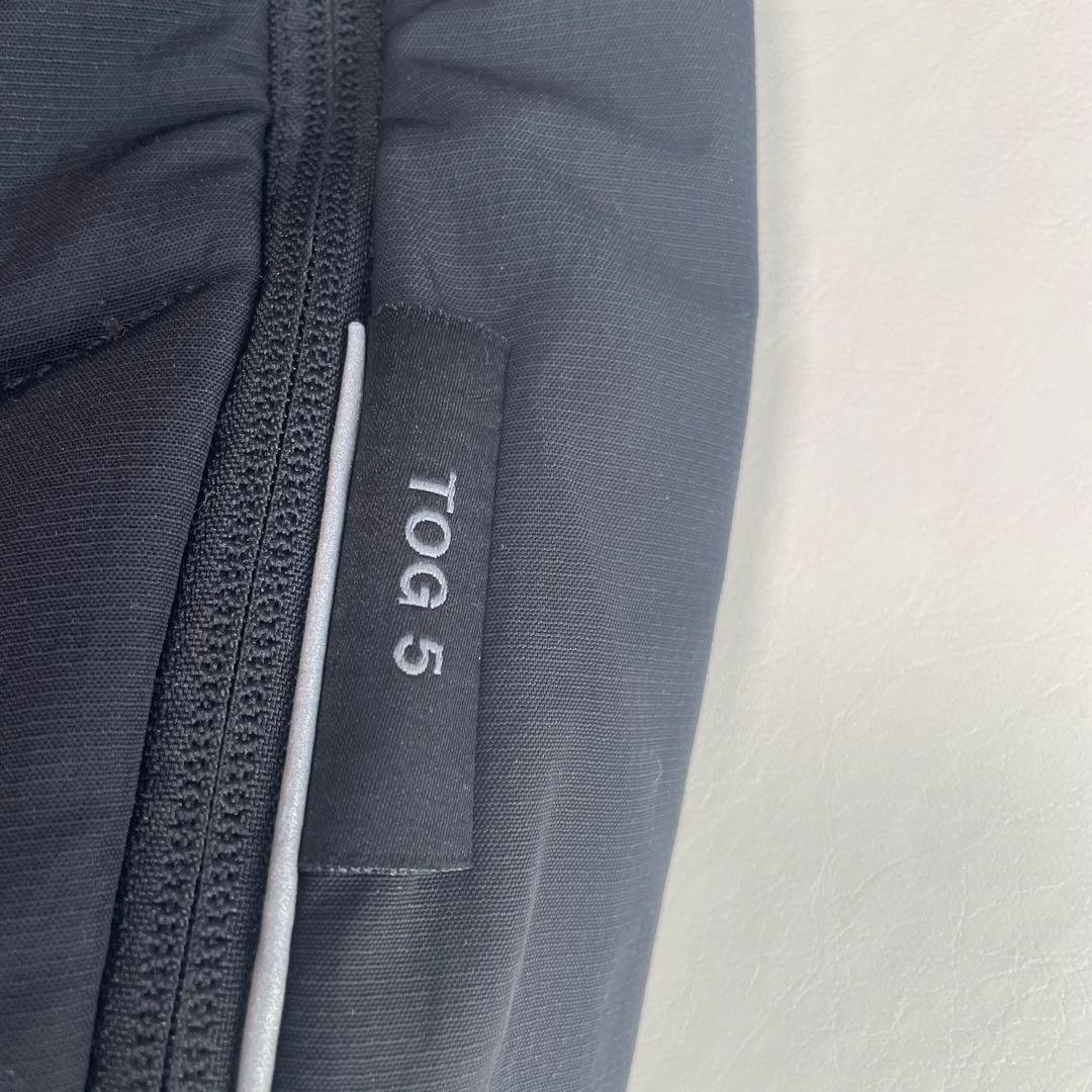 Cybex フットマフ　ブラック