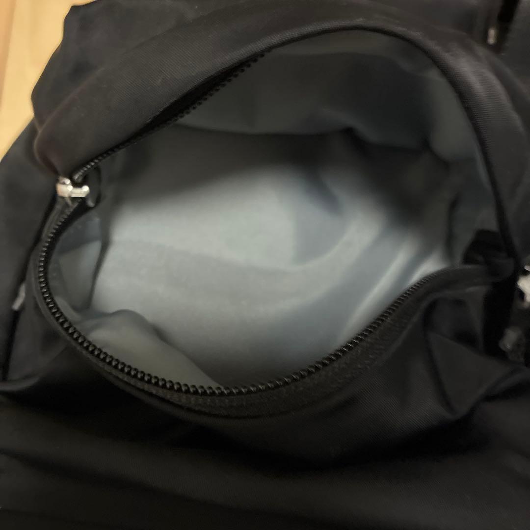 Lululemon ブラック ボストンバッグ