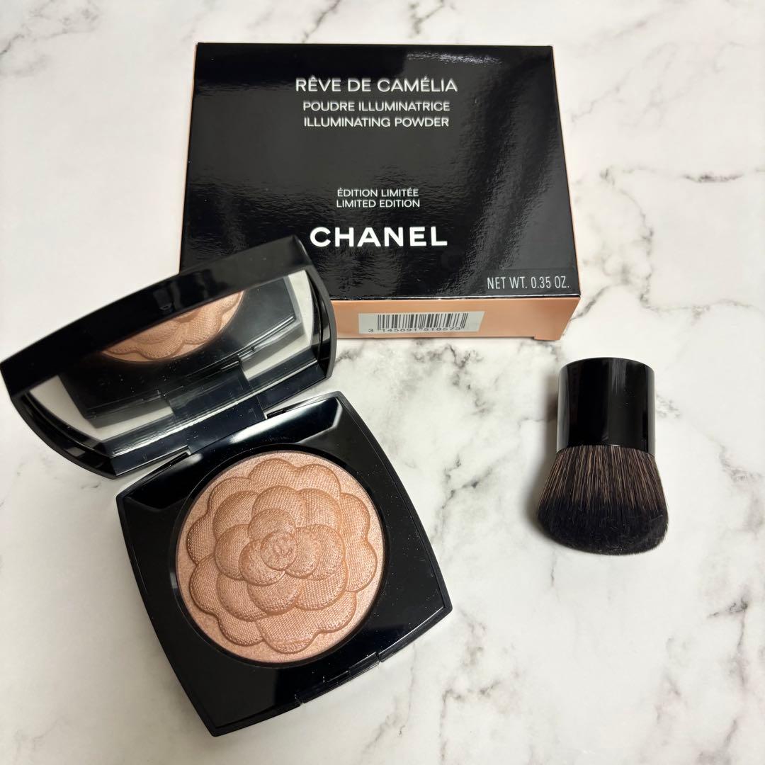 シャネル レーヴ ドゥ カメリア イルミネイティングパウダー ほぼ未使用