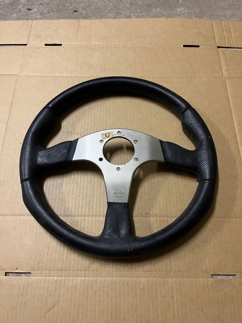 い*ん様 MOMOステアリング