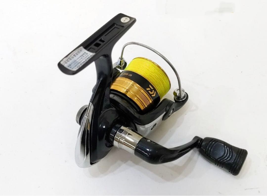 ダイワ スウィープファイア 2000-2B、ホリデースピン 2000、他 計8点