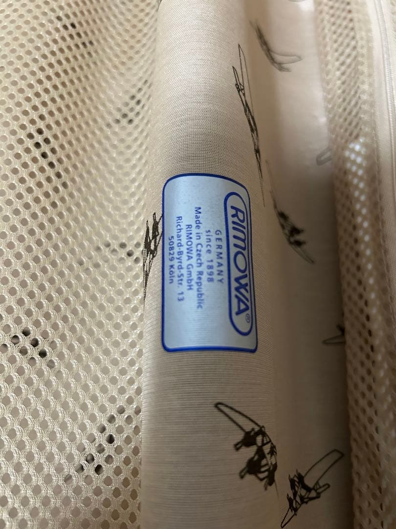 よ*こ様 未使用　リモワ　ユナイテッドアローズ別注　ECRU 58L