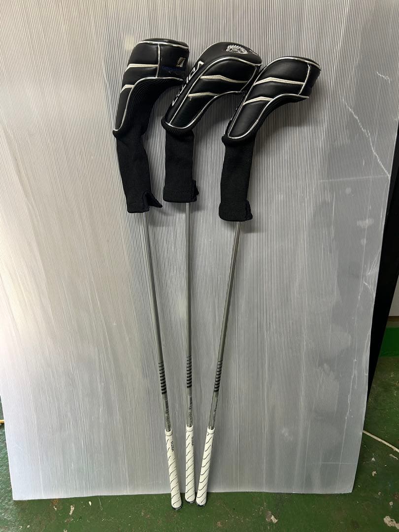 TOURSTAGE キャディバッグ 黒/赤 フード付き