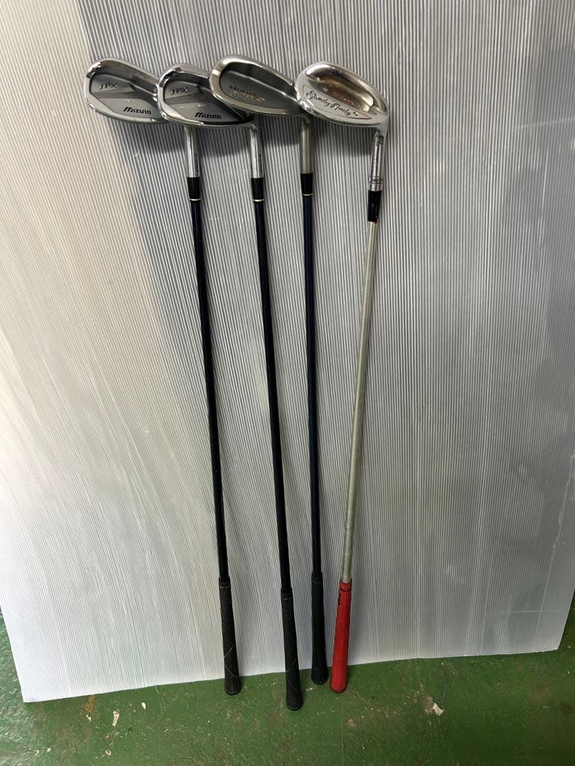 TOURSTAGE キャディバッグ 黒/赤 フード付き