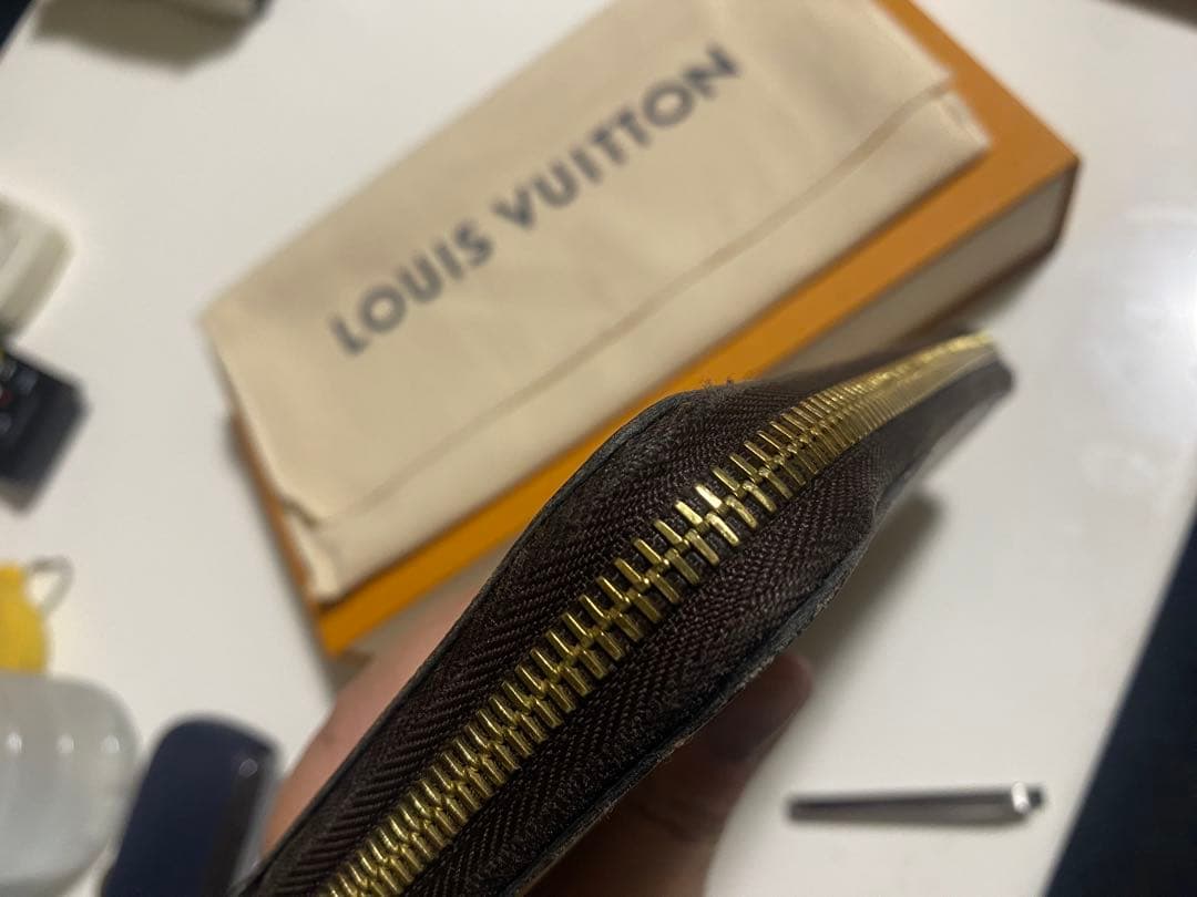 ルイヴィトン ジャイアント モノグラム 長財布 LOUIS VUITTON