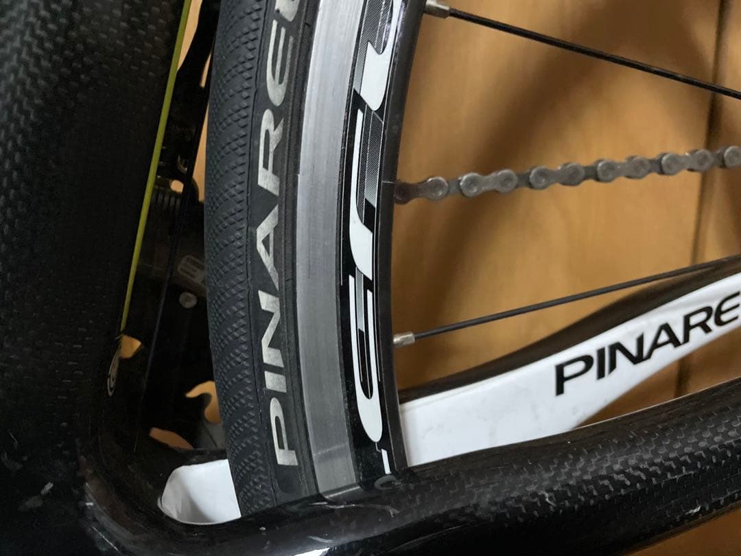 PINARELLO PRINCE 2015年　カンパニョーロ　コーラス