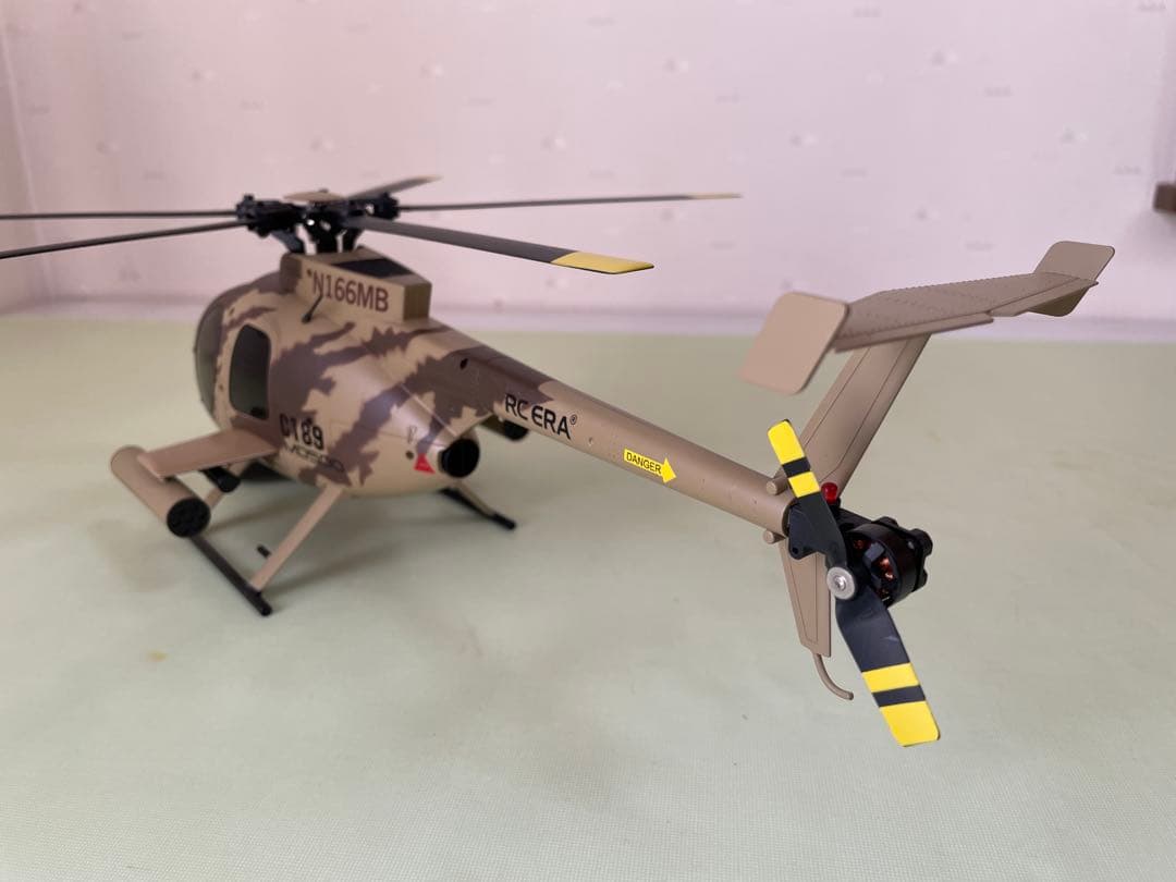 C189 MD500 迷彩色ヘリコプター