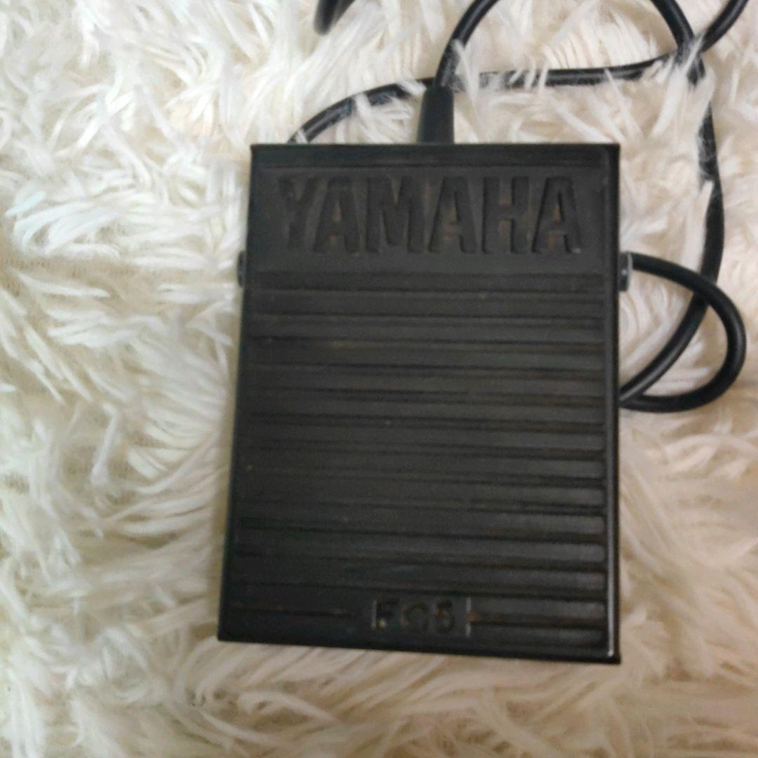 YAMAHA　ヤマハ　P-95　88鍵　電子ピアノ　台・ペダル・譜面台付き