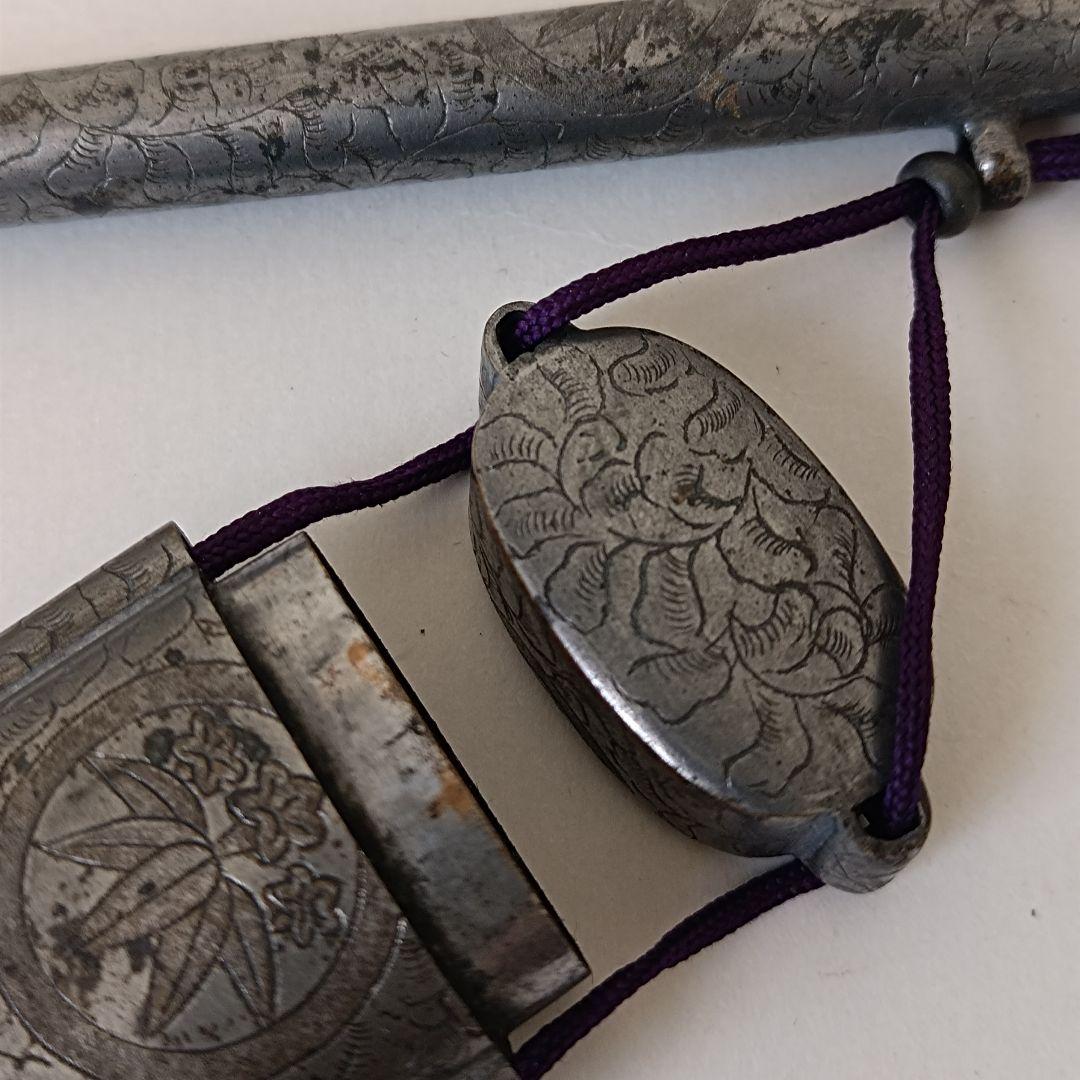 携帯筆記具 印籠形墨壺矢立 笹竜胆紋唐草 金工 江戸時代 清和源氏