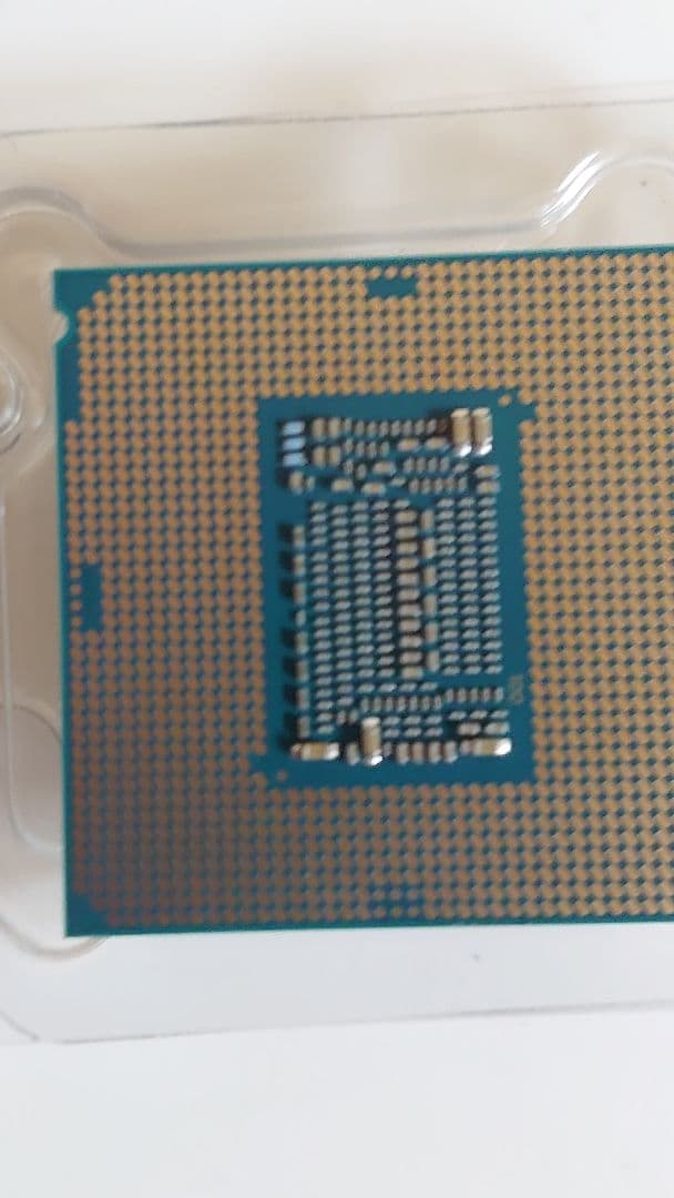 Intel Core i7-8700K 3.7GHz 動作確認済