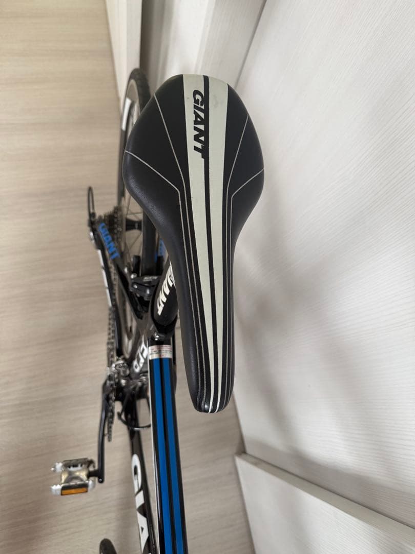 GIANT FCR0 2011年モデル　室内保管(手渡し可能です)