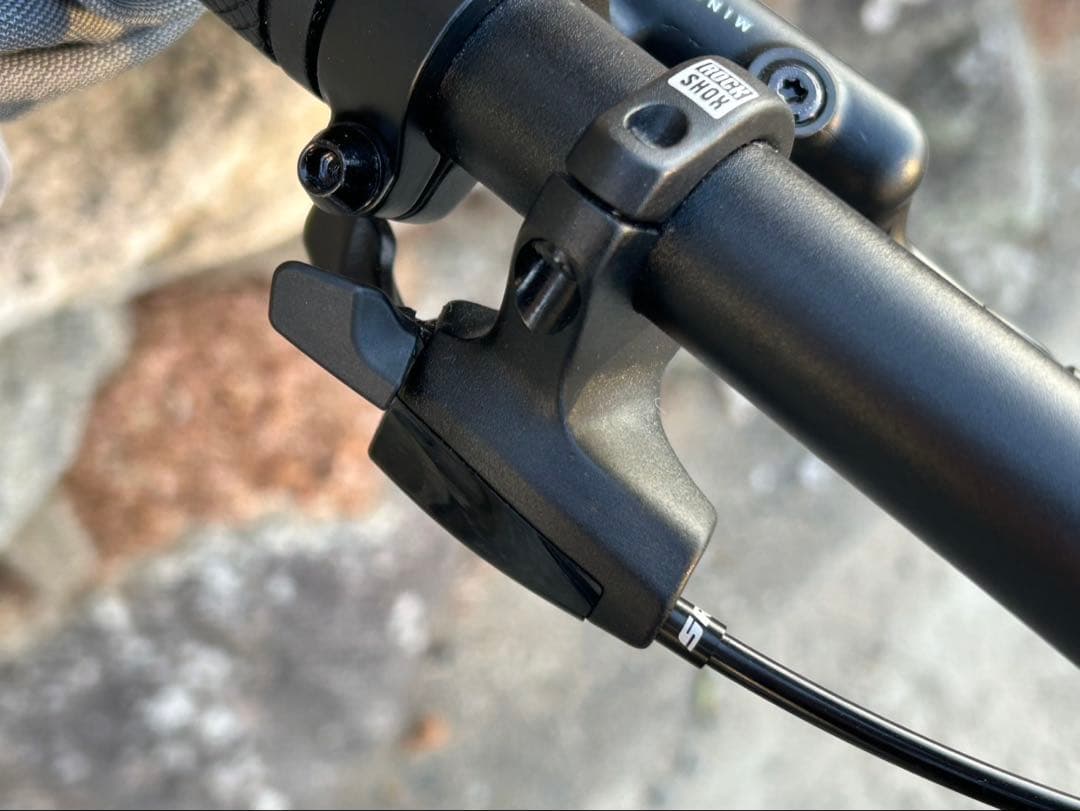 【超美品】AVALANCHE EXPERT V2（アバランチェエキスパートV2）