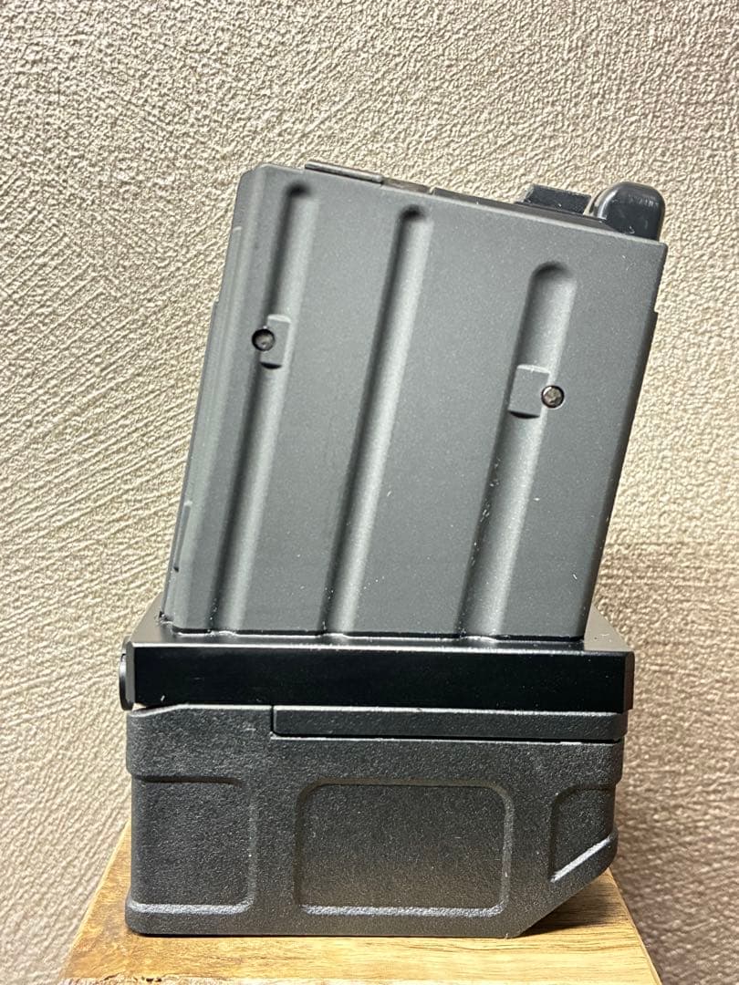 R7-37 東京マルイ GBB M4 マガジンアダプター 外部ソース仕様