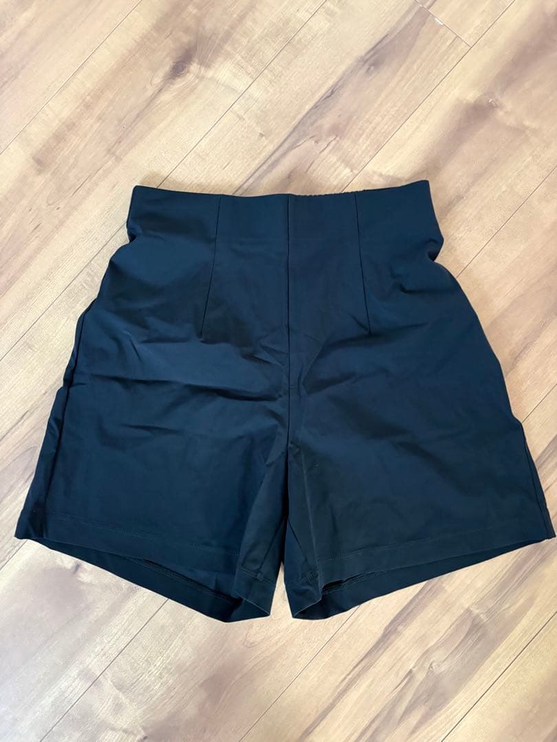 Chacott チャコット バレエ ヨガ ボトムス M 黒 ショートパンツ - メルカリ