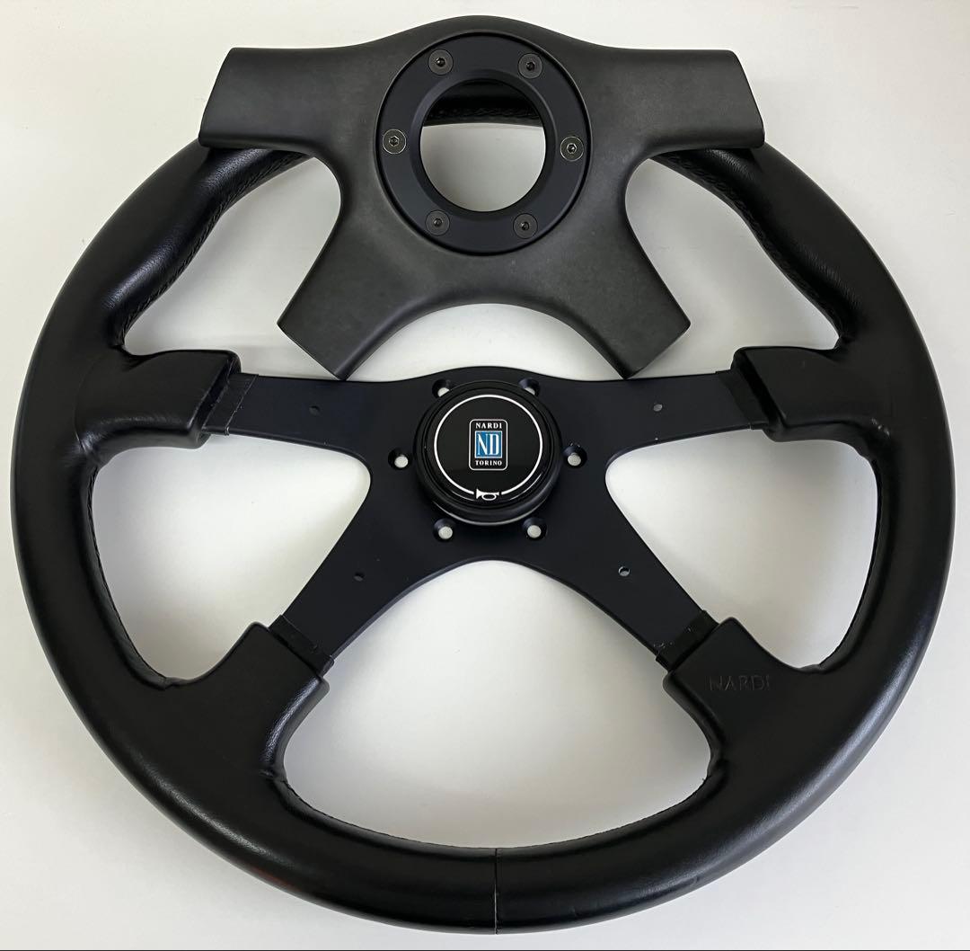 ナルディ NARDI GARA4 ステアリング365mm/ホーンボタン/MOMONARDI