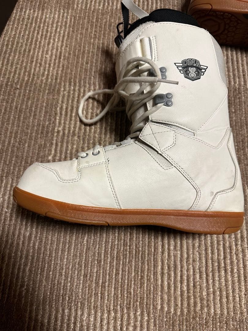 ディーラックス　DNA ブーツ　チームホワイト27.5