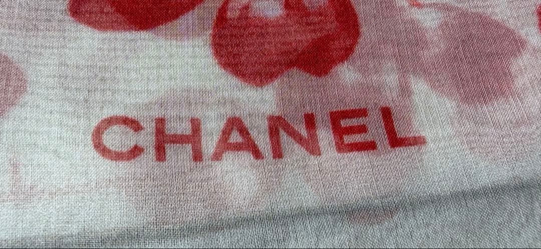 CHANEL シャネル シルクスカーフクローバー柄 アイボリーレッド　新品未使用