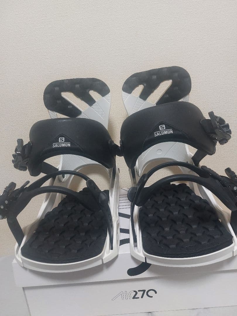 ☆SALOMON スノーボード ビンディング ホワイト サイズM☆