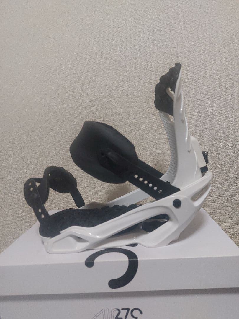 ☆SALOMON スノーボード ビンディング ホワイト サイズM☆