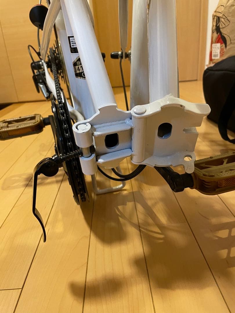 折りたたみ自転車 ホワイト 前バスケット付き