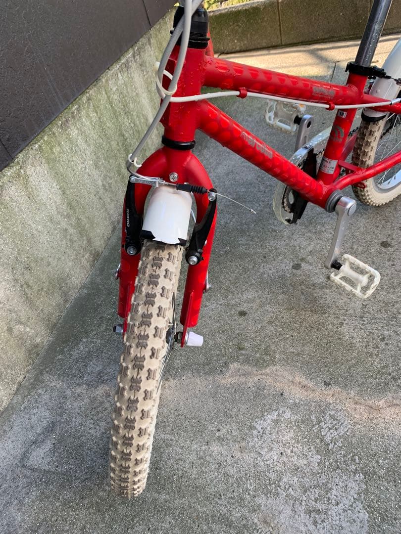 【アルコバ】キッズバイク 18インチ 赤水玉柄