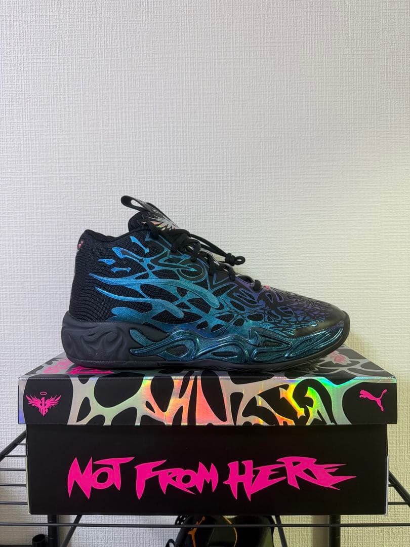 最終値下げ　新品未使用 PUMA MB.04 ラメロボール