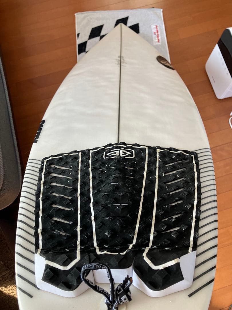 でぽるた〜れ　シャープアイ　OKAY 5'6 21.7L 湘南手渡し