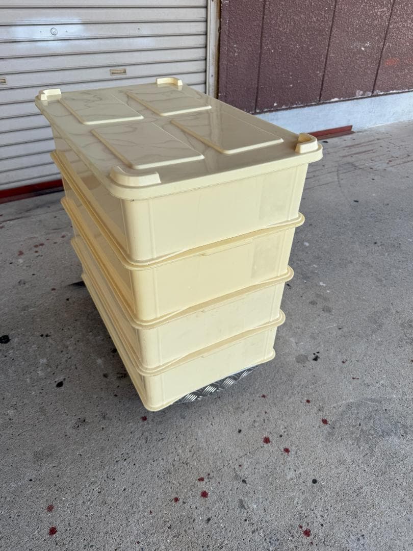 4個　リス　パンコンテナー　特大型　深　蓋1個付き　コンテナー　番重　㉑