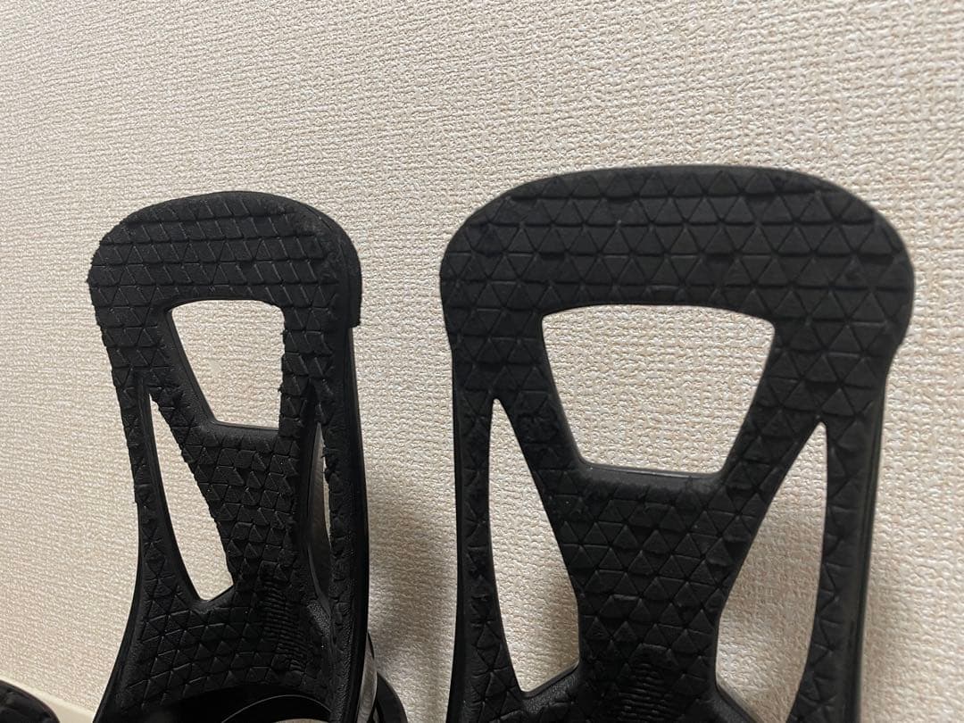 BURTON CUSTOM ブラック スノーボードビンディング M ストラップ付