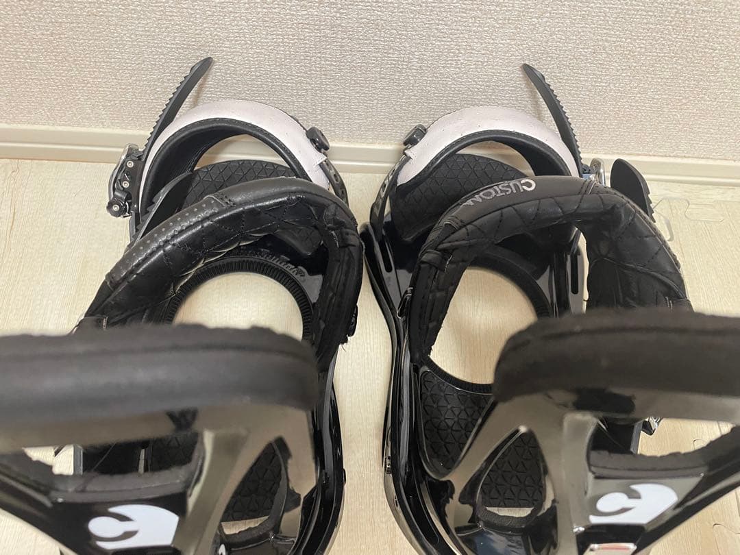 BURTON CUSTOM ブラック スノーボードビンディング M ストラップ付