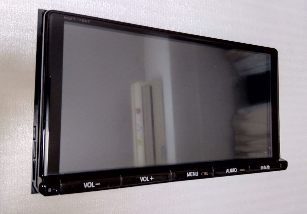 トヨタ純正 9インチ　SDナビ NSZT-Y66T　高精細液晶　フィルムアンテナ