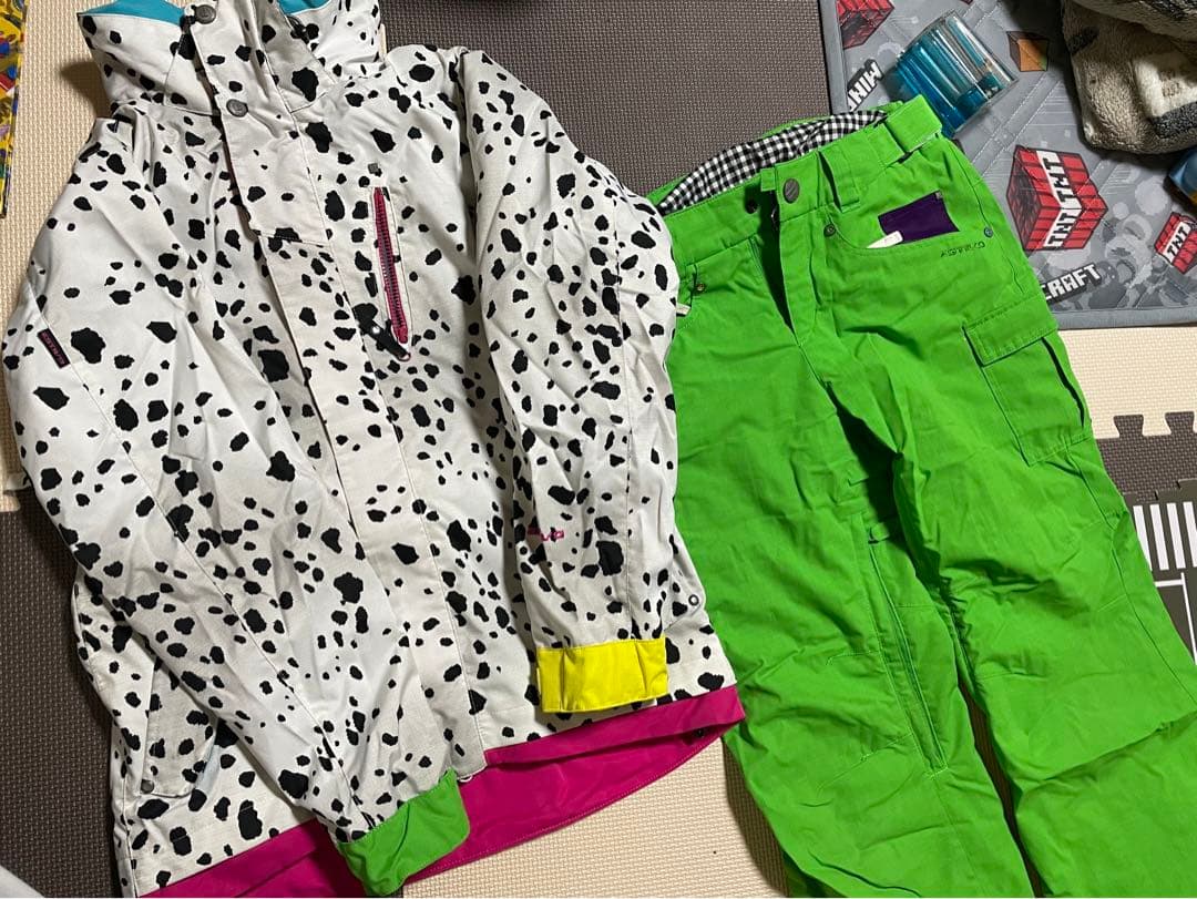 エスティボ上下セット