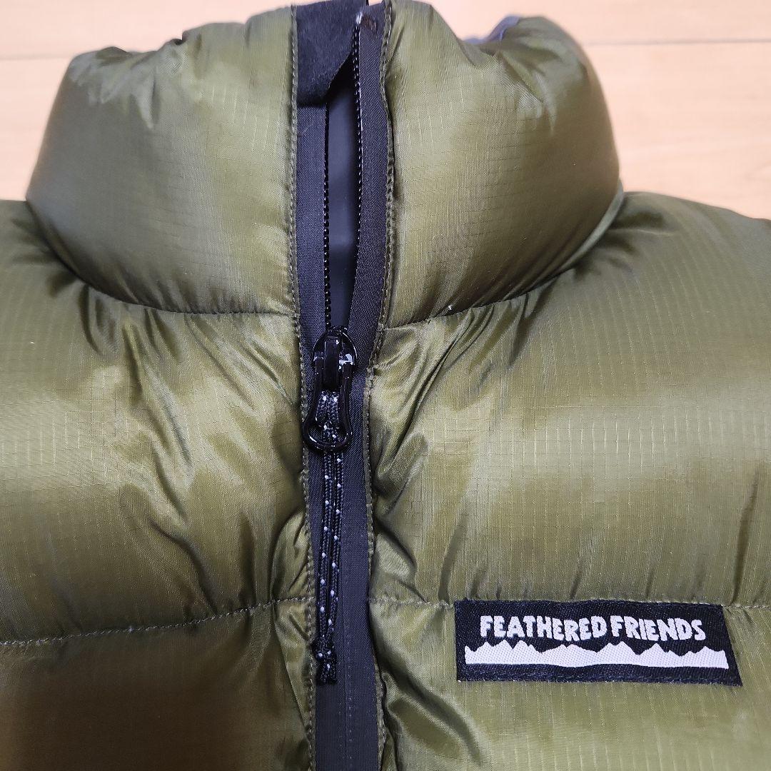 FEATHERED FRIENDS ダウンベスト オリーブ XSサイズ - メルカリ