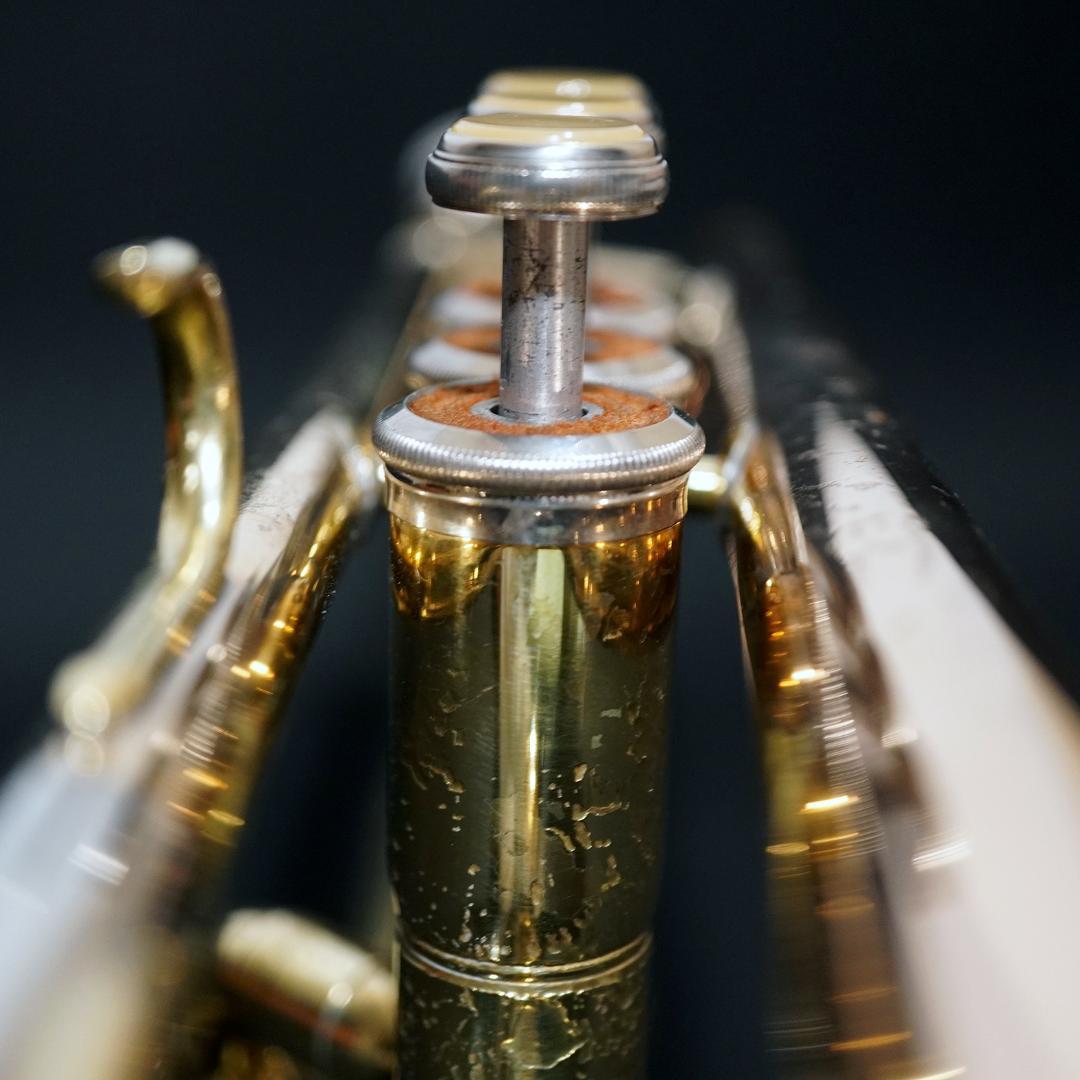 【名機／赤ベル】YAMAHAトランペットYTR333・マウスピース・ハードケース