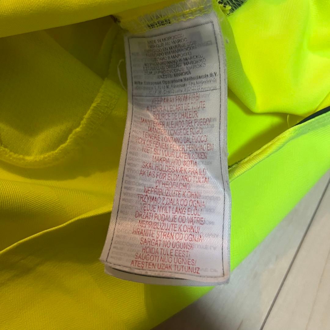 極希少品】05/06 FCバルセロナNo.30リオネル・メッシAWAY - メルカリ