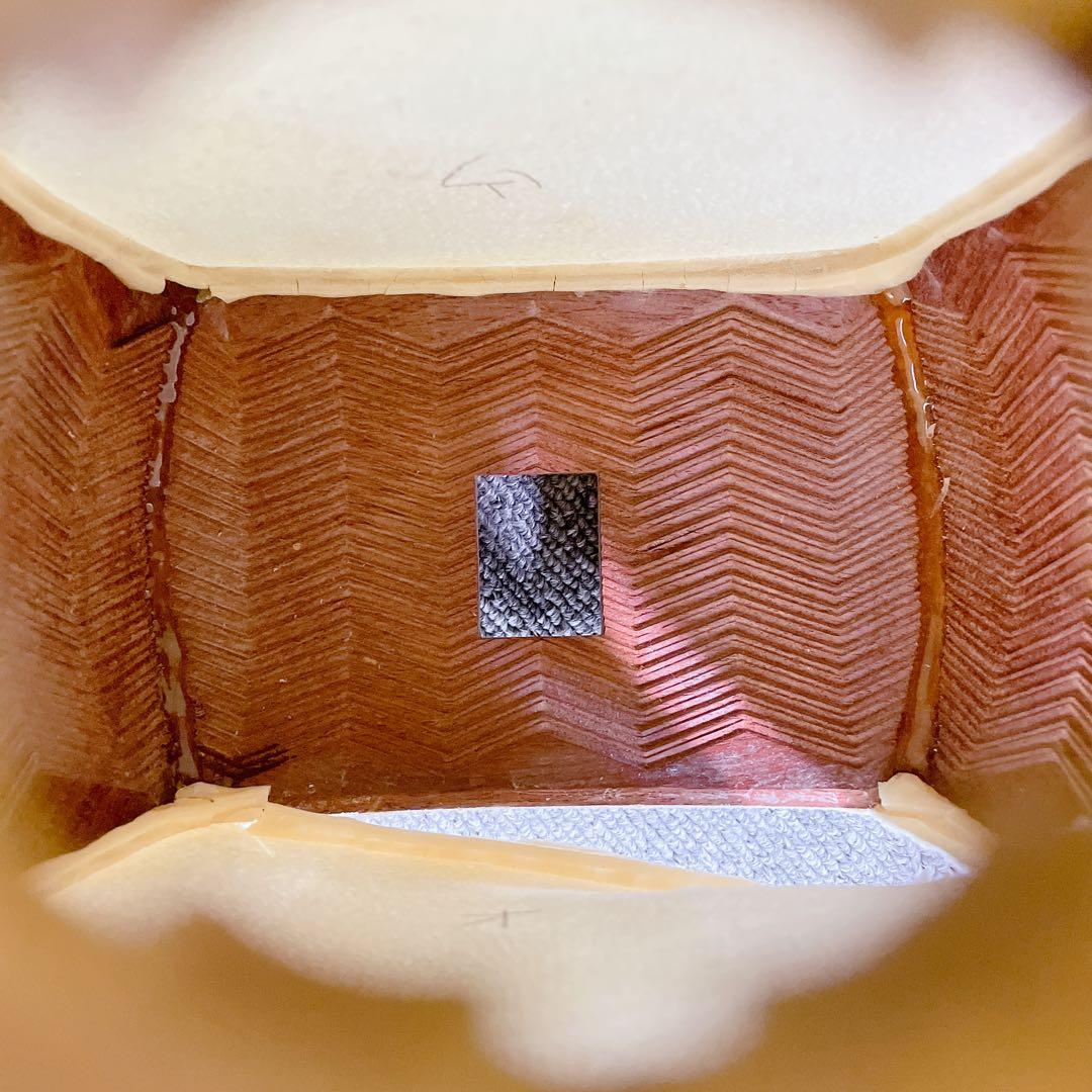 津軽三味線 金細 太棹 紅木 2本溝 K9 綾杉彫り胴 和楽器