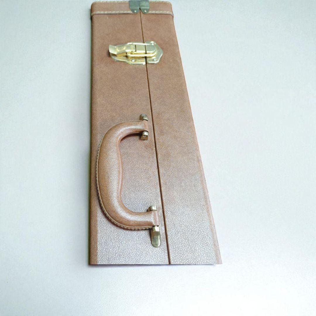 アルトサックス マウスピース　　 ハードケース 他付属品付き